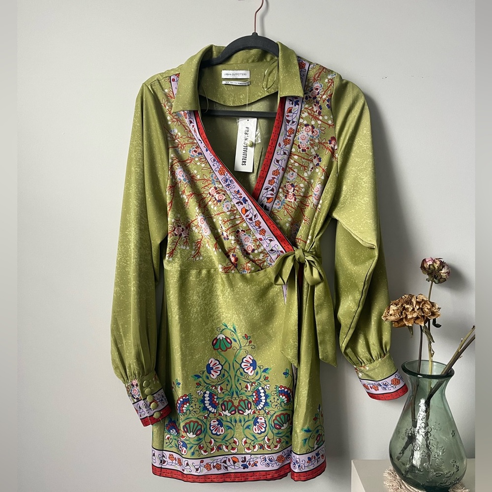NWT URBAN OUTFITTERS Wrap Dress